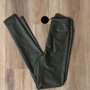 OFFLINE By Aerie, Faux Leather Leggings in Olive Green, size XS. NWT.